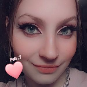 Meet your Posher, Maggie